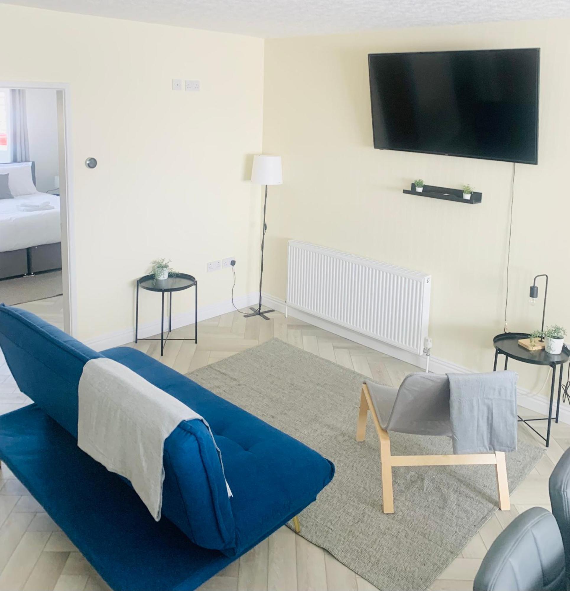 Newly Renovated, Modern 3 Bed Apartment Walmersley Exteriör bild